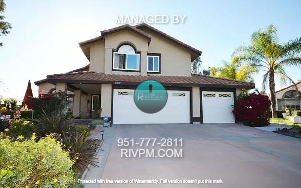 1092 Sunlight Cir - Photo 2 of 19
