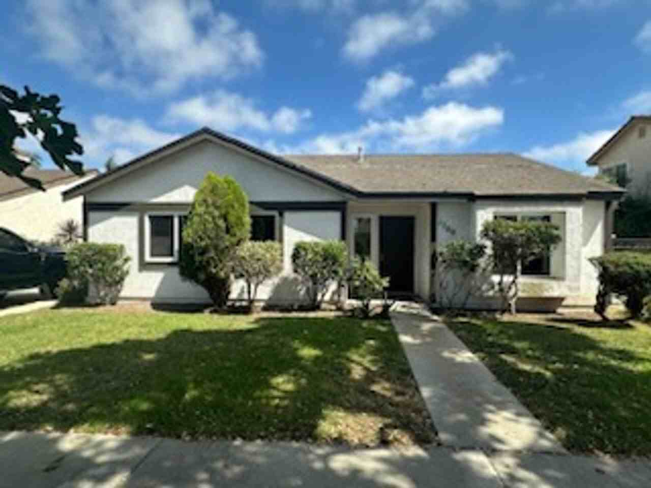 1700 Lookout Dr - Photo 2 of 10