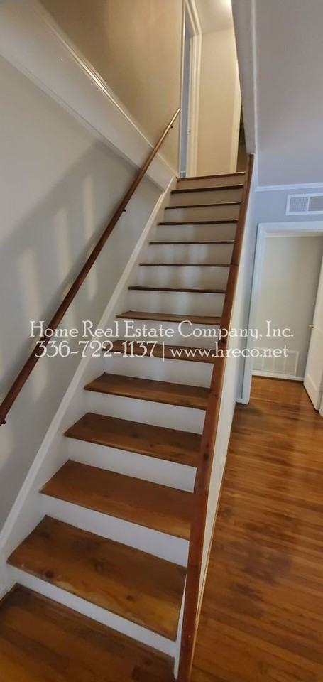 508 Lester Ln - Photo 6 of 15