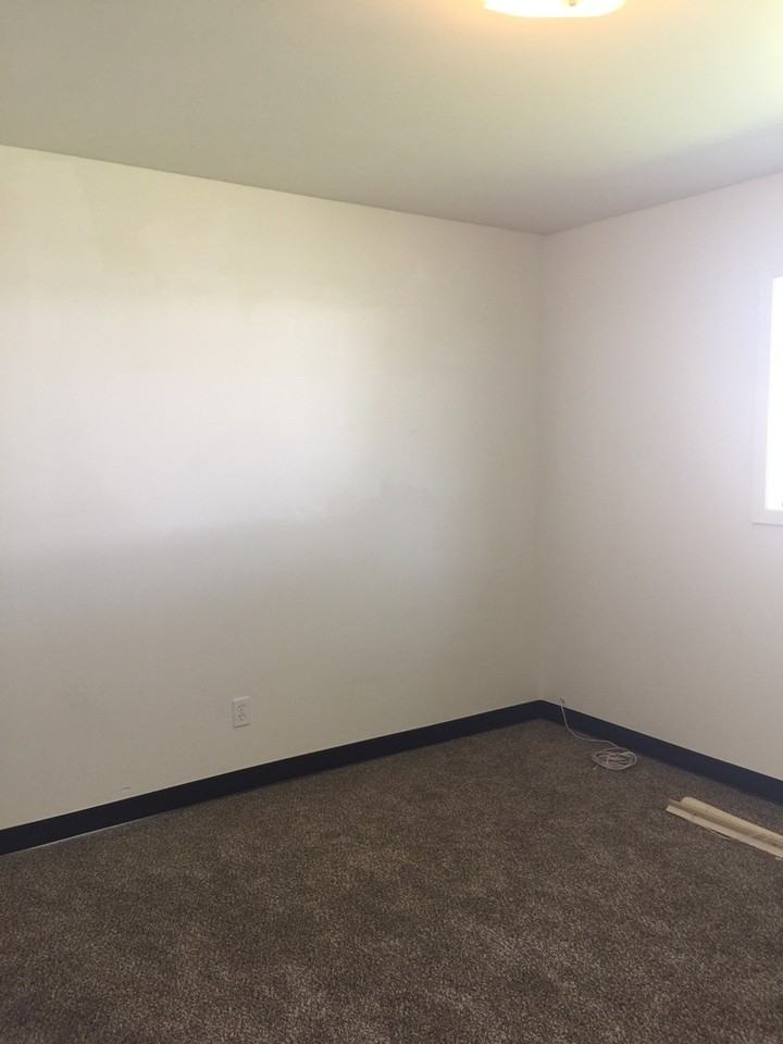 1230 Vandenburg Avenue - Photo 5 of 5