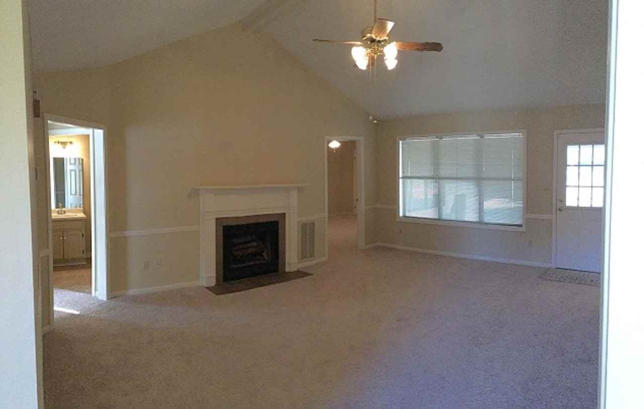 1068 Vineyards Drive - Photo 2 of 12