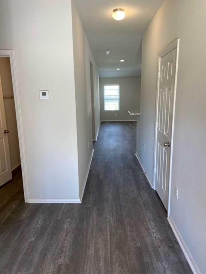 2603 Grand Ln - Photo 5 of 21