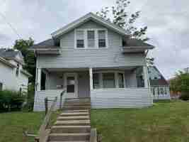 featured image of 305 College Ave