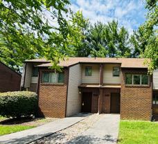 354 Shenandoah Cir - Photo 1 of 1