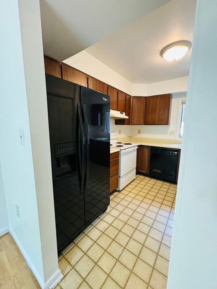 354 Shenandoah Cir - Photo 7 of 19