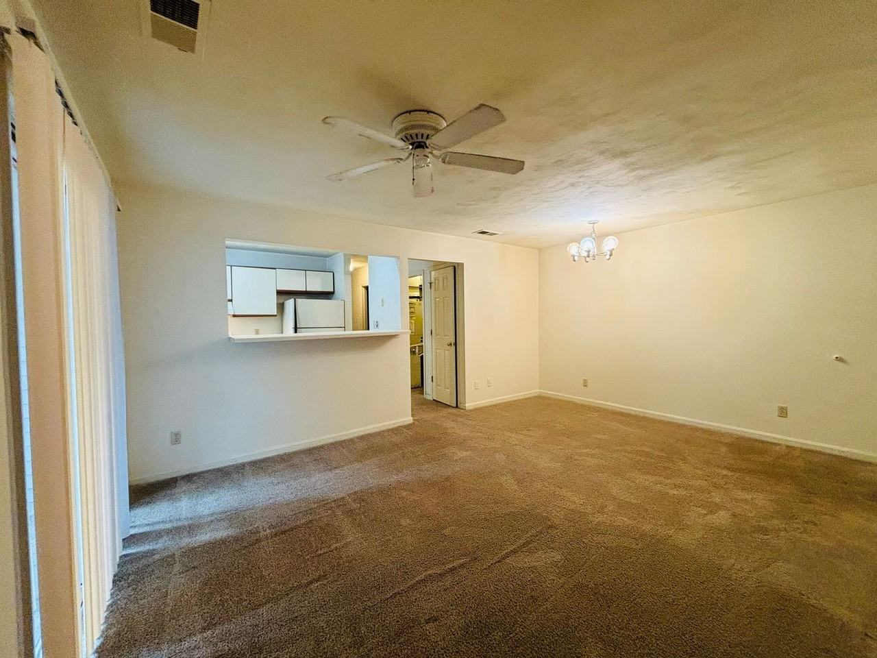 403 Berryfield Ln Apt A - Photo 7 of 22