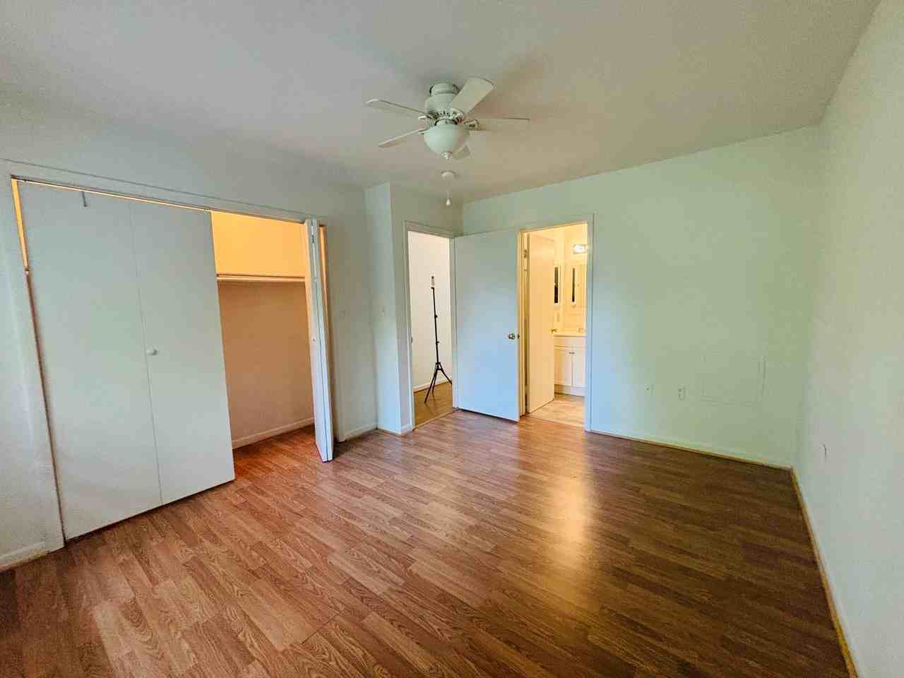 360 Shenandoah Cir - Photo 6 of 22