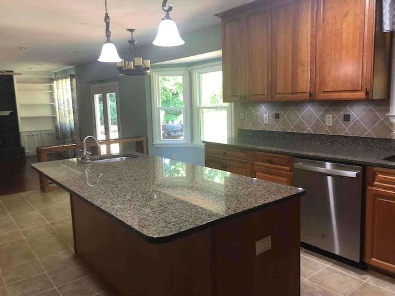 4820 South Ln - Photo 3 of 22