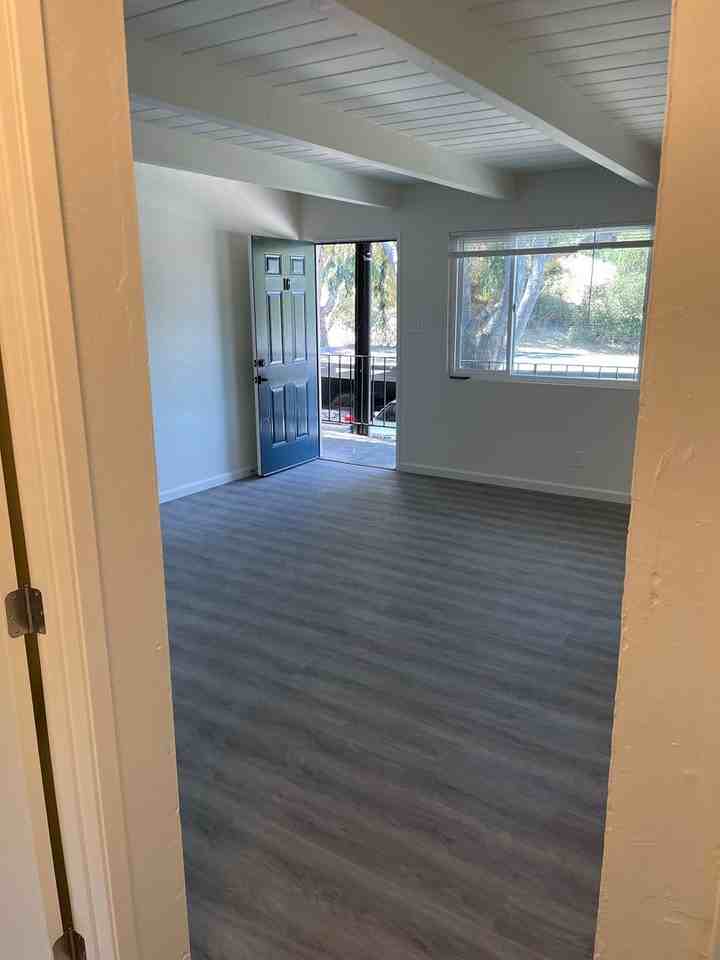 Rolling Hills Apartments - Photo 5 of 12