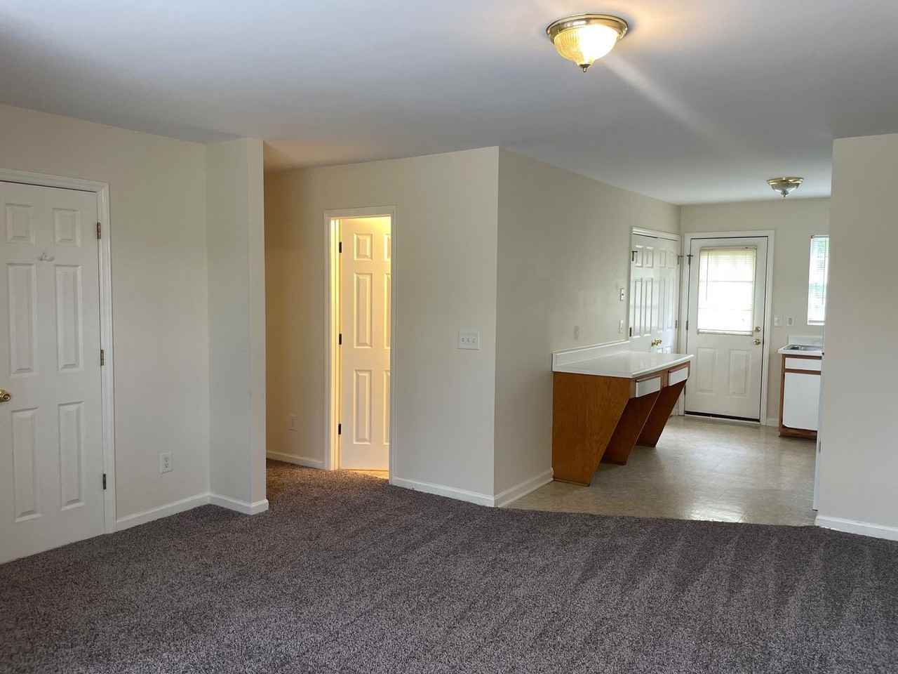 136 Lambert Dr - Photo 3 of 19