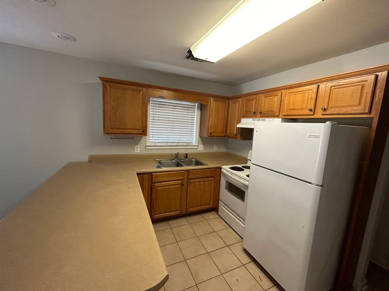 North Broadway - Photo 3 of 7