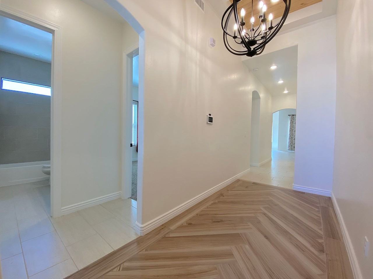 269 Emerald Sun Dr - Photo 4 of 35