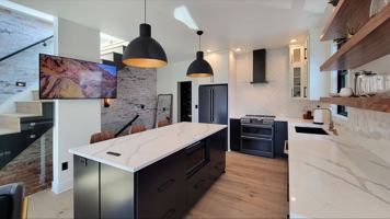 featured image of 150 E C St
