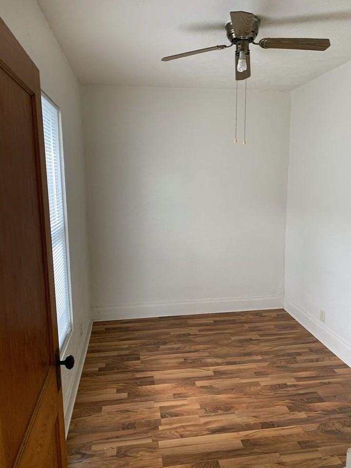 1802 Kendall St - Photo 6 of 28