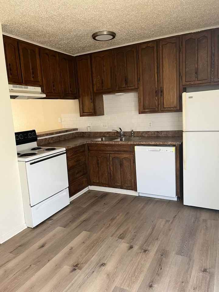 BACCARAT - Photo 3 of 13