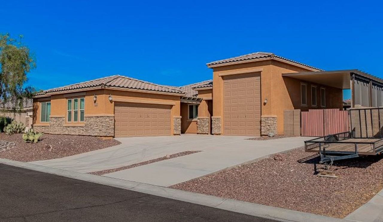 12237 S Laurel Ln - Photo 2 of 34