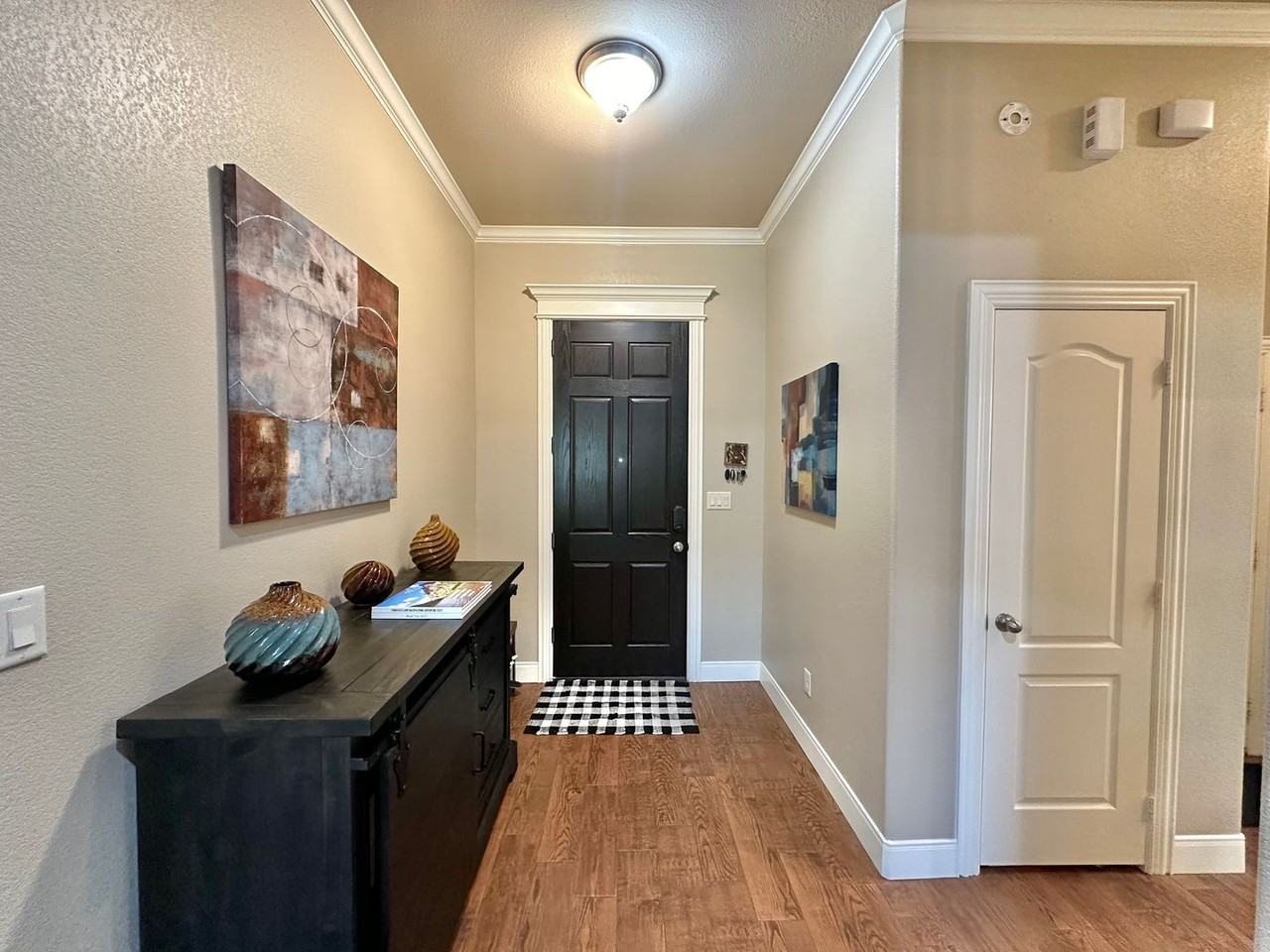 10846 Westhaven Cir - Photo 2 of 36