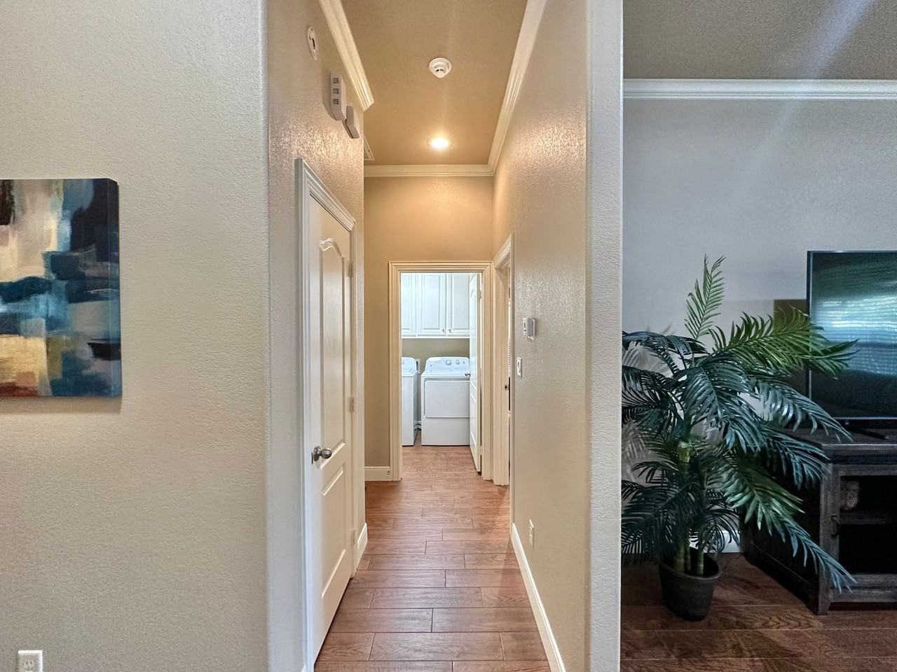 10846 Westhaven Cir - Photo 3 of 36