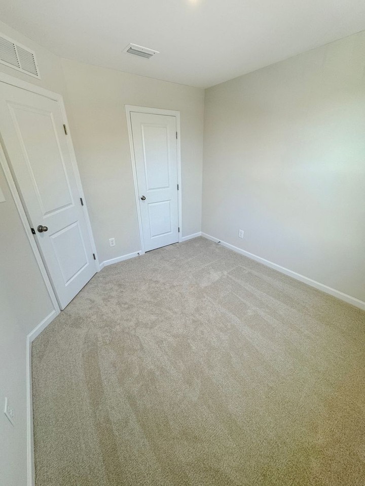 1204 Canterbury Ridge Rd - Photo 7 of 14