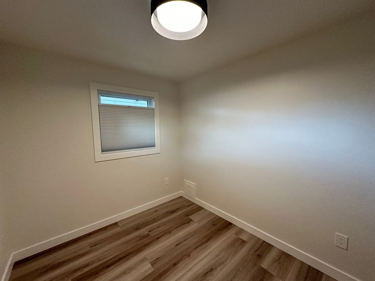 1019 Wilson St - Photo 7 of 23