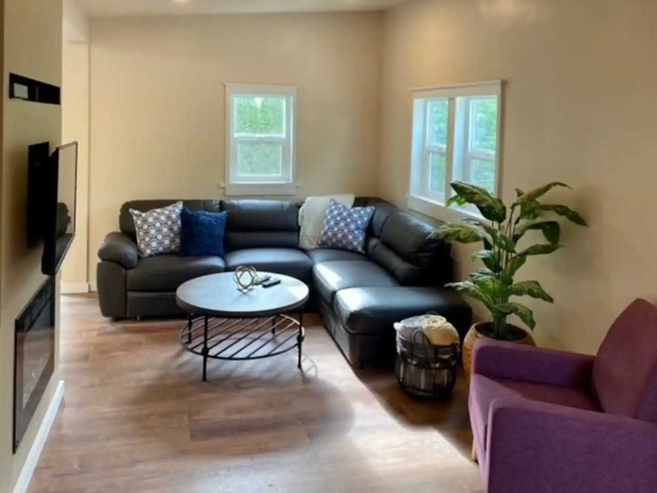 5171 Anderson Rd - Photo 3 of 17