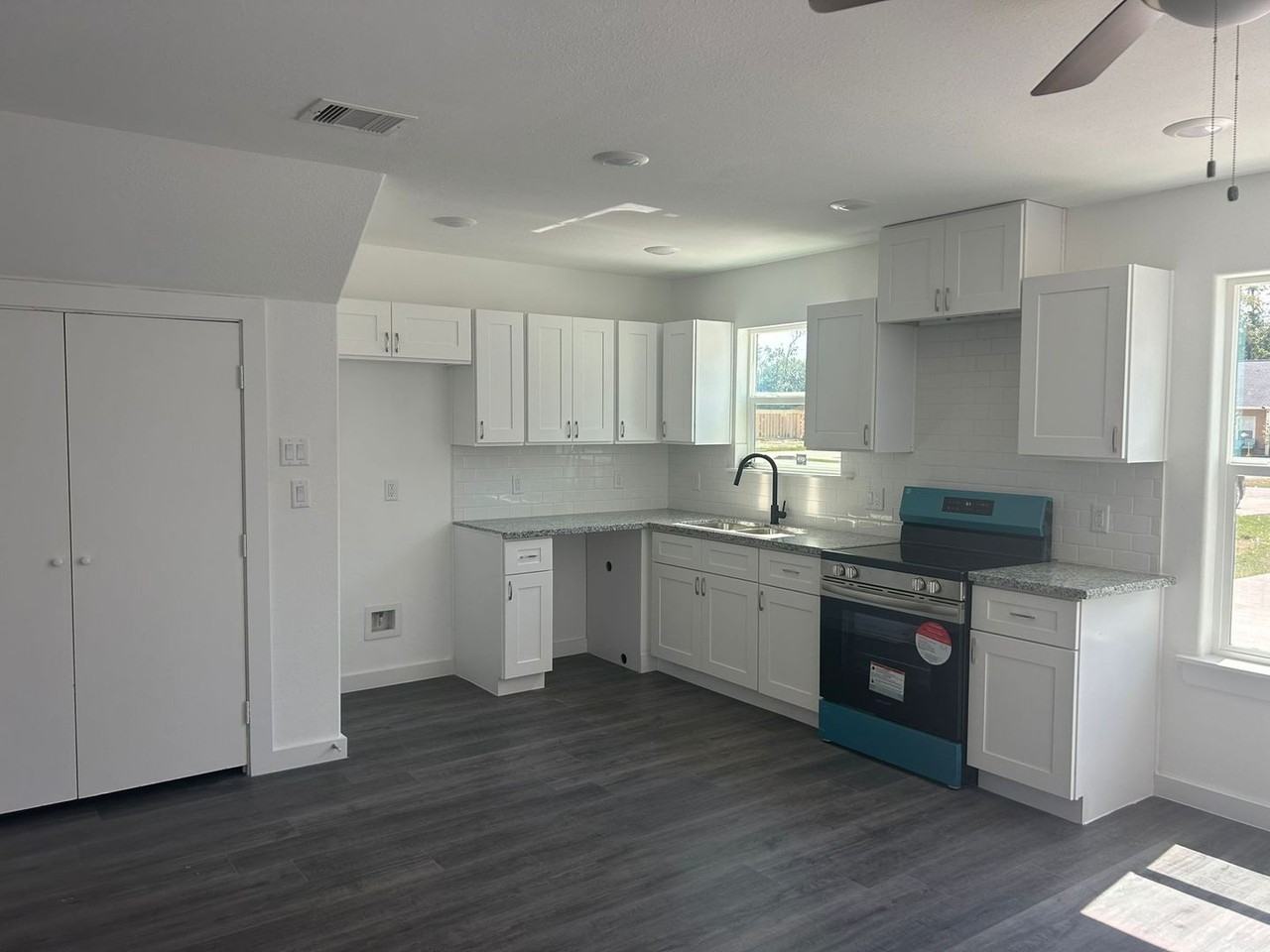 8211 Bigwood St #B - Photo 2 of 12
