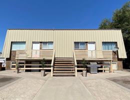 featured image of 140 140 - 146 Parrish Ln