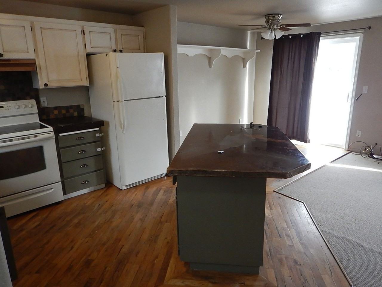 970 Se Algonquian Ct - Photo 2 of 14