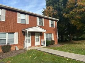 415 Janie Ln - Photo 1 of 1