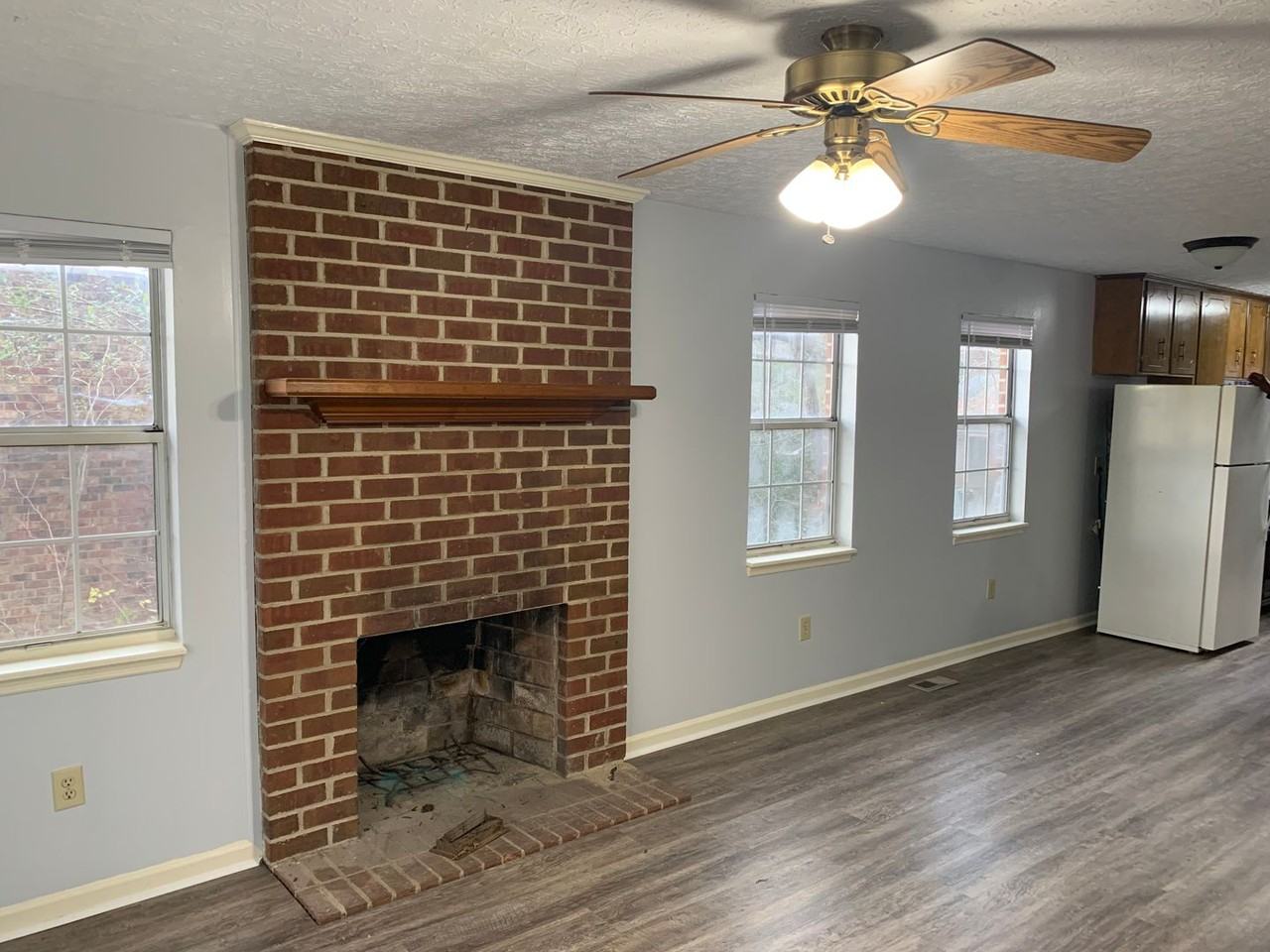 250 Sleepy Creek Dr - Photo 5 of 20