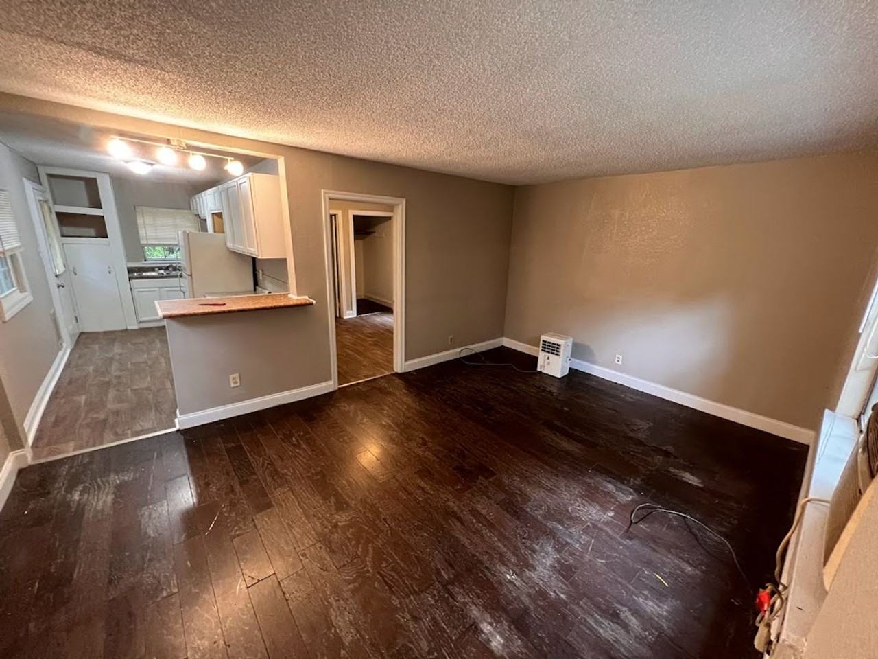 387 Alice Drive #REAR - Photo 2 of 7