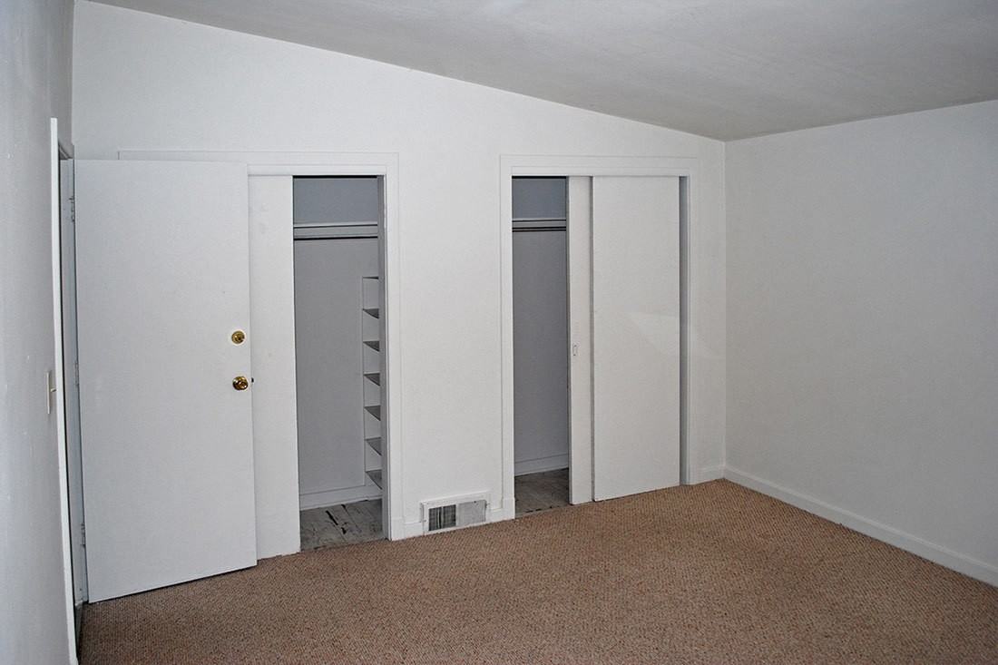 1415 E Hunter Ave - Photo 7 of 8