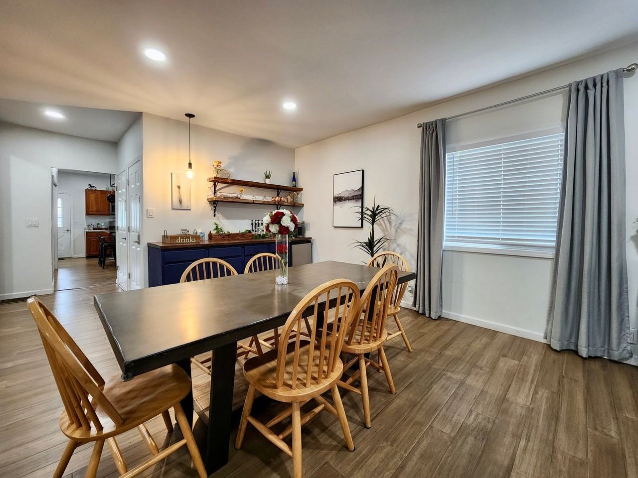 215 West Ave - Photo 6 of 24