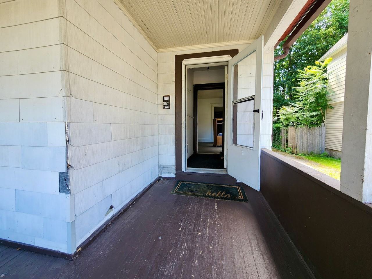 4 Stanley St - Photo 2 of 26