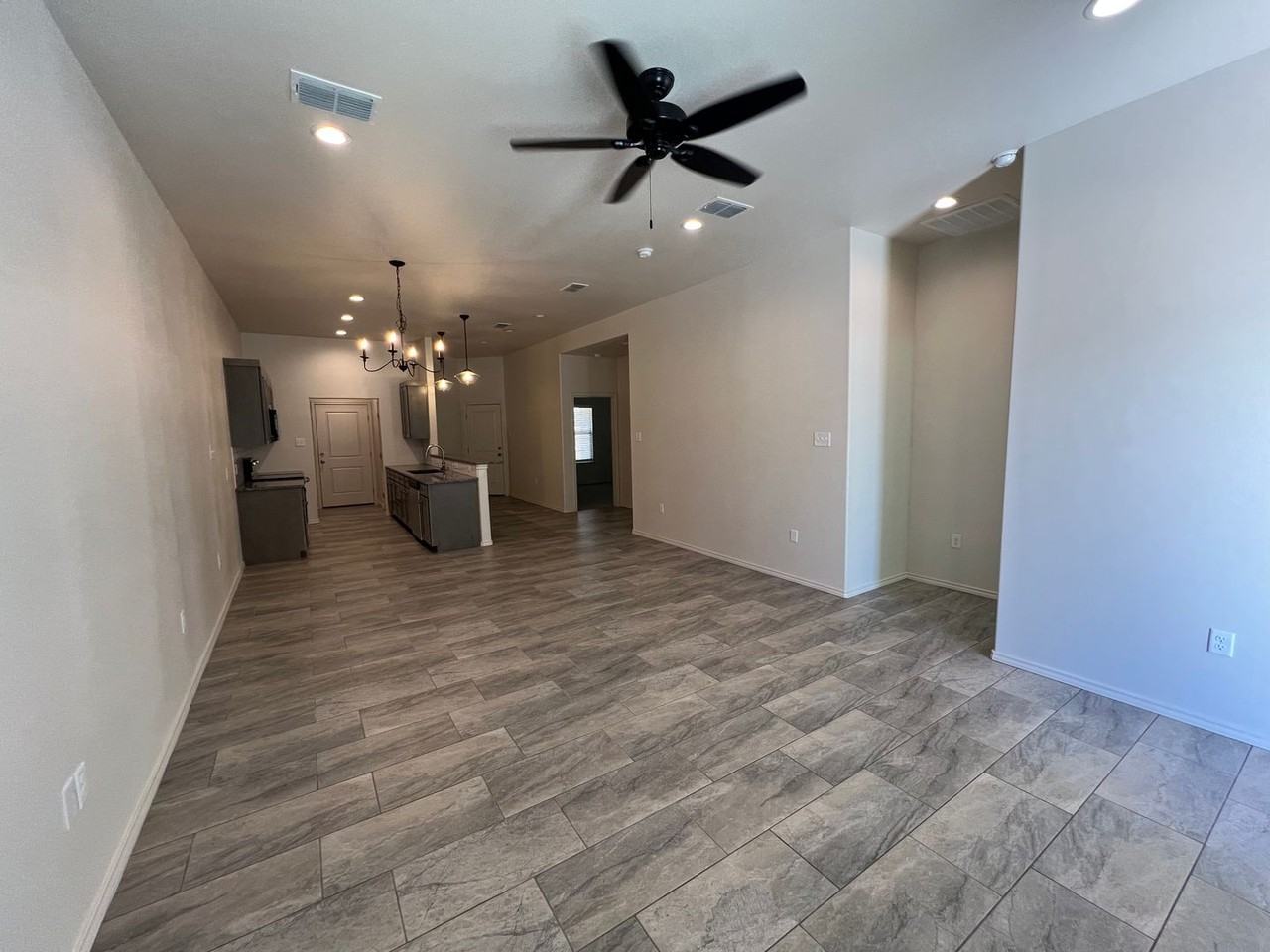 1128 N 7th St - Photo 6 of 24