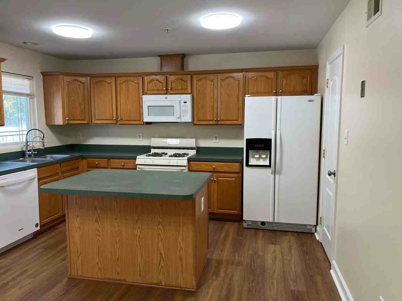 309 Willowglen Ave - Photo 2 of 28