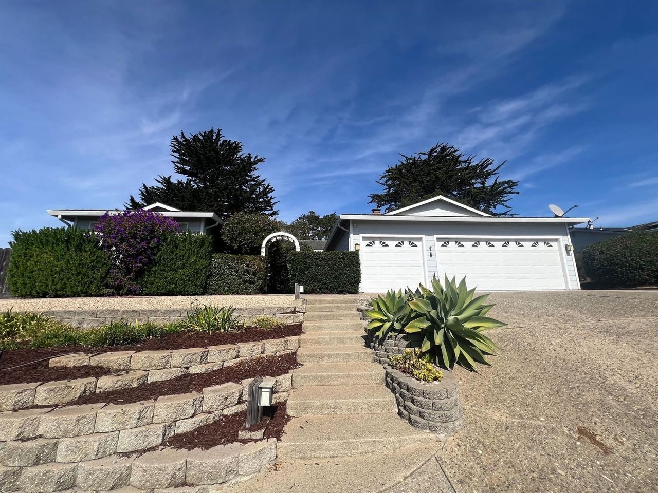 9345 Holly Oak Way - Photo 2 of 27