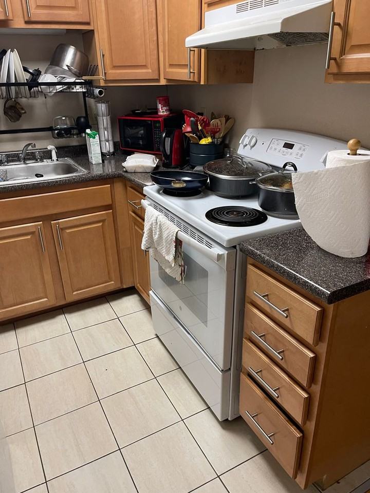 524 Cambridge St - Photo 4 of 8