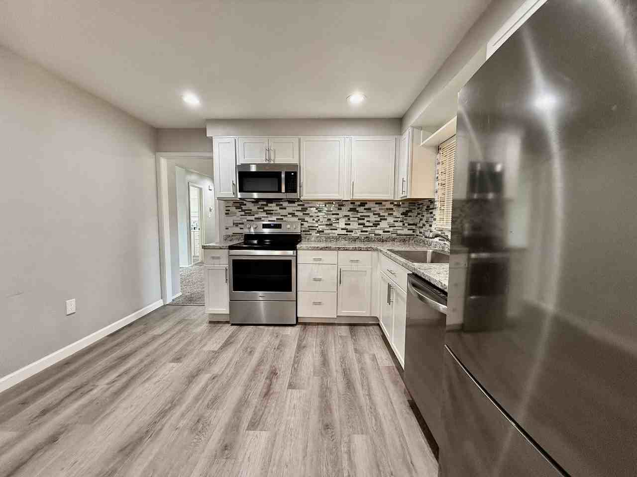104 Morningside Dr - Photo 4 of 20