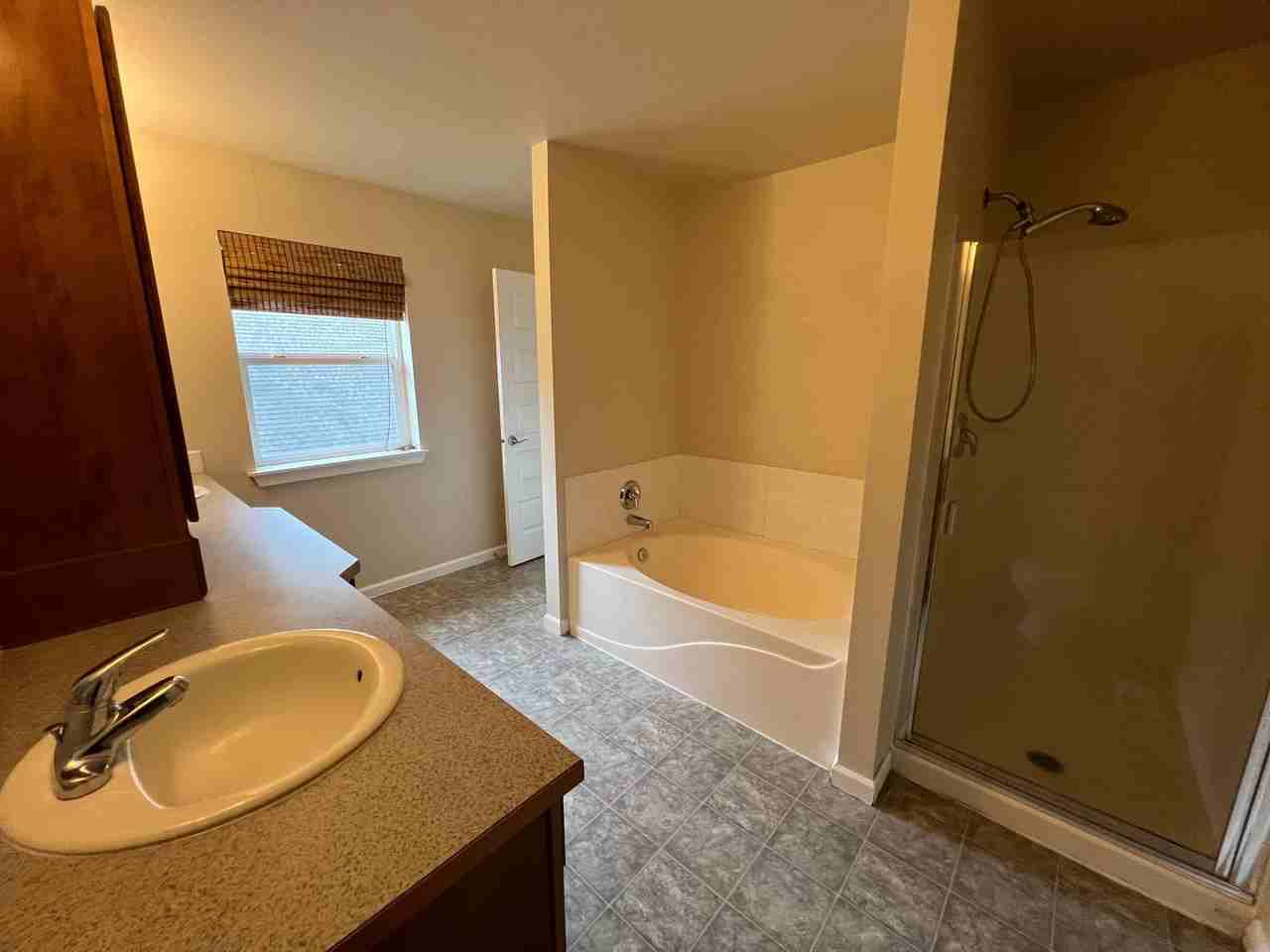 4222 Harris Rd Se - Photo 6 of 19