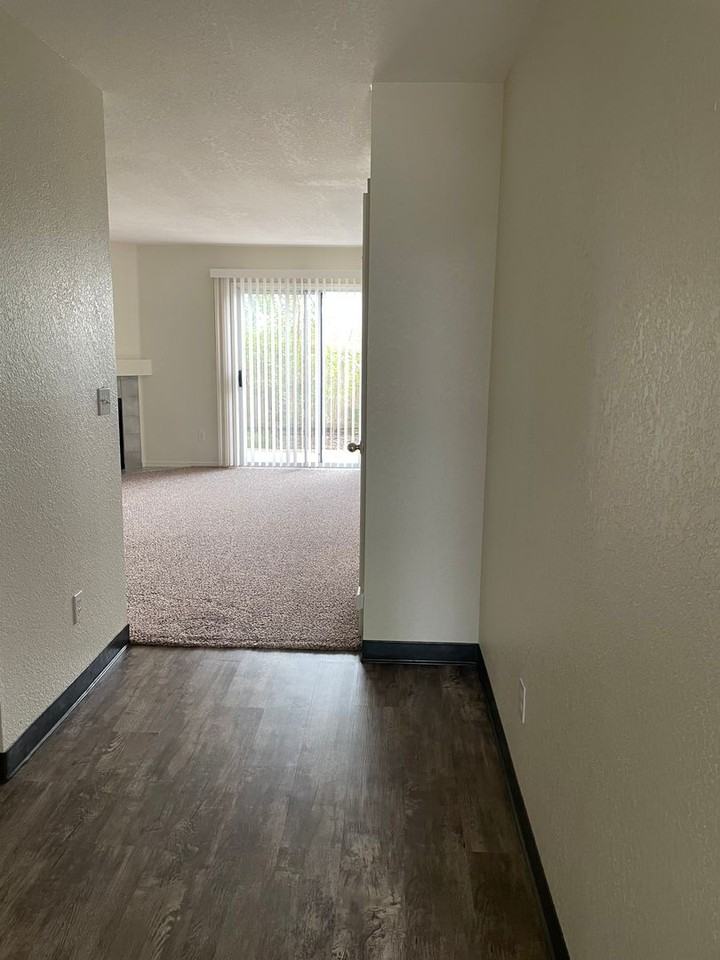 1056  Burton Drive - Photo 3 of 15