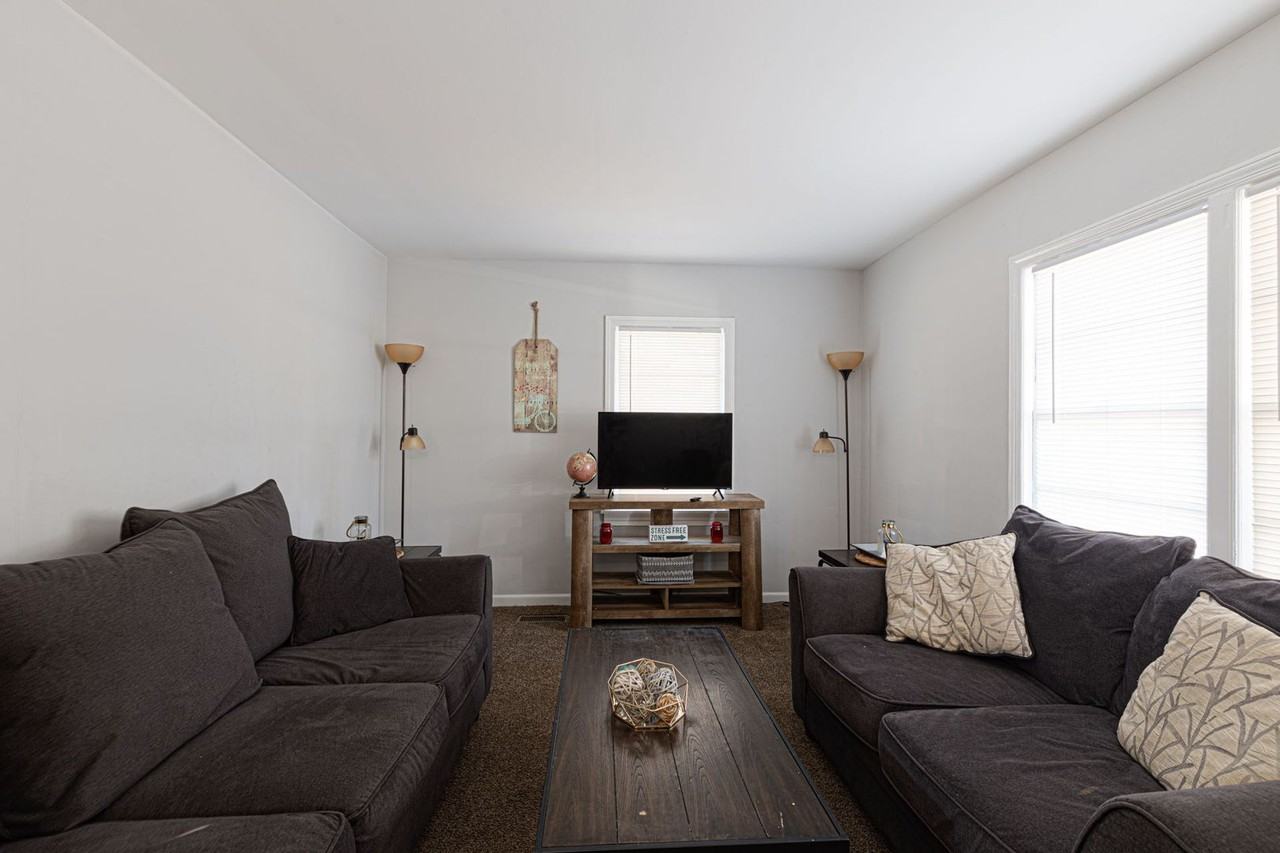 4201 Searcy Street - Photo 7 of 18