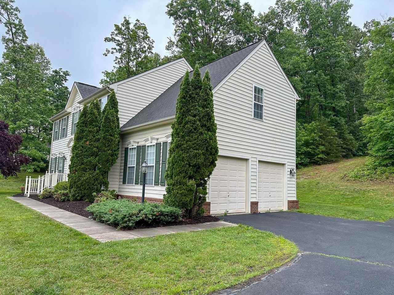 225 Reedy Creek Rd - Photo 3 of 50