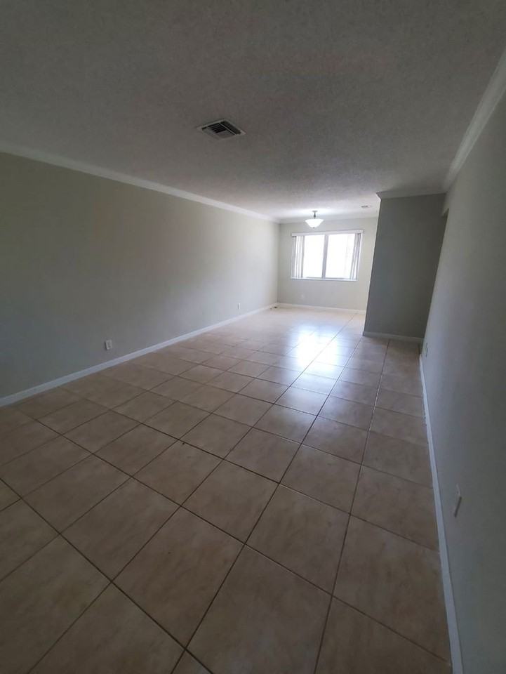 3604 TAYLOR ST - Photo 3 of 11