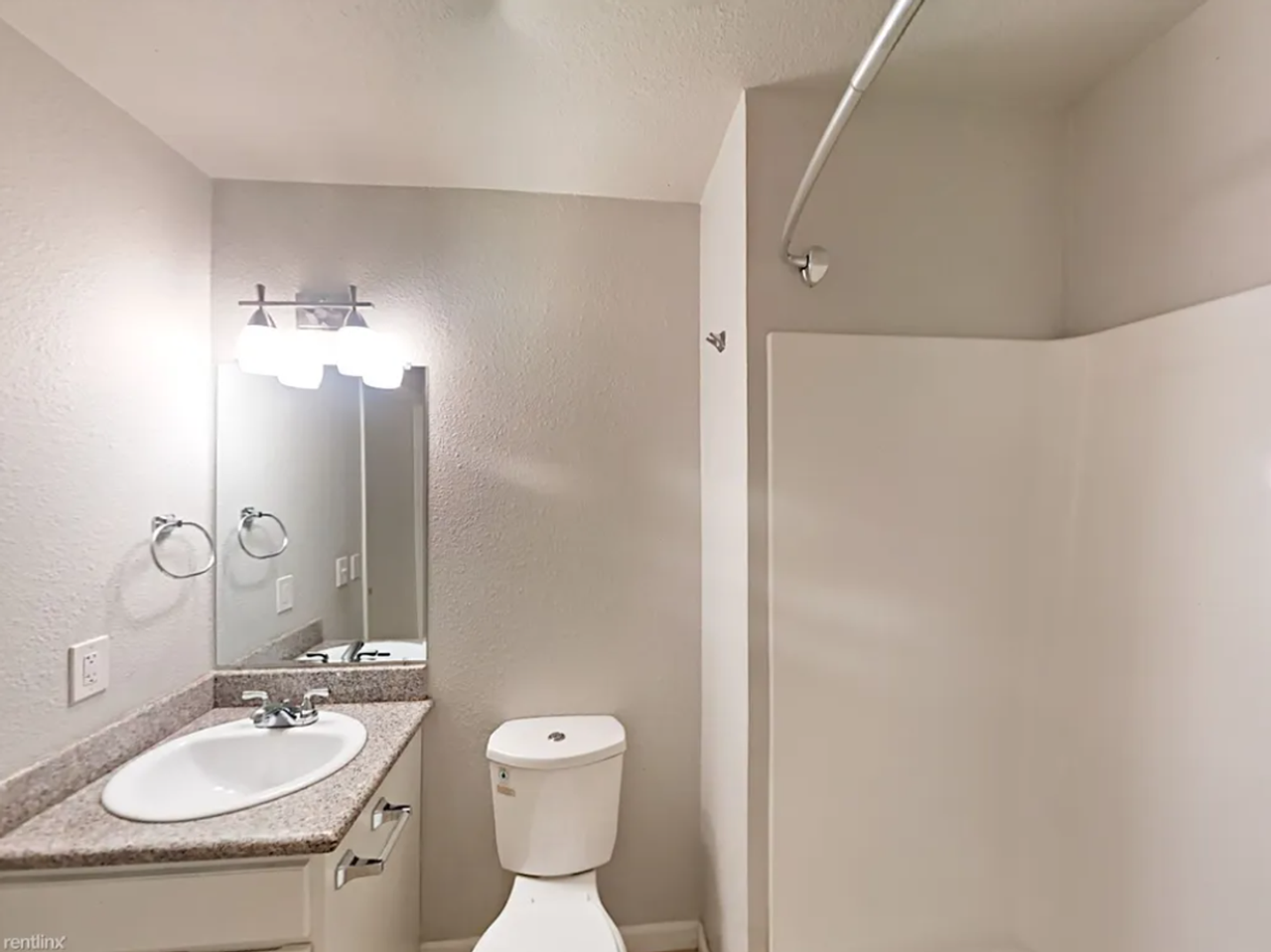 510 - 22032-22040 Arbor Ave - Photo 4 of 11