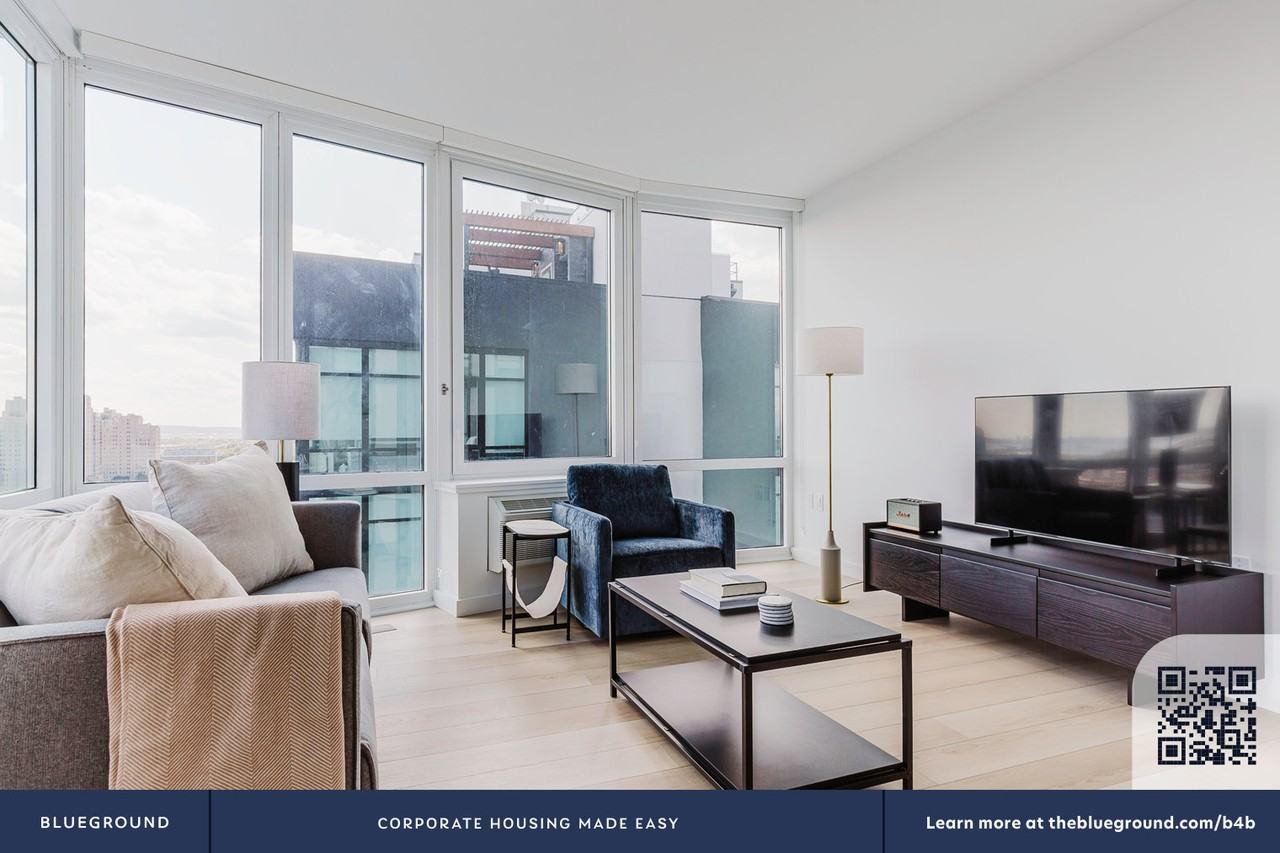 425 Summit Avenue - Photo 5 of 50