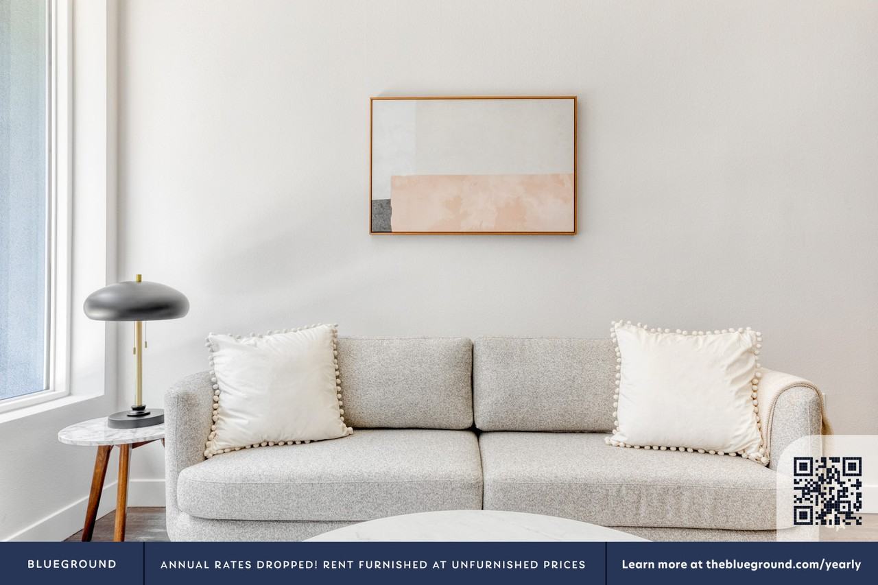 6677 Santa Monica Boulevard - Photo 3 of 45