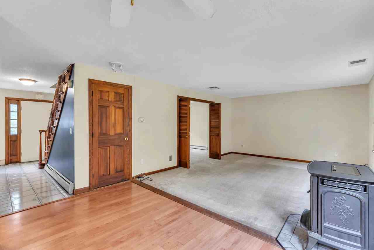 7 Pine Ridge Road Private - Photo 3 of 18