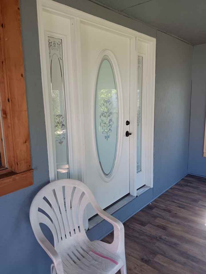 12521 Dixie Hwy #NA - Photo 2 of 4