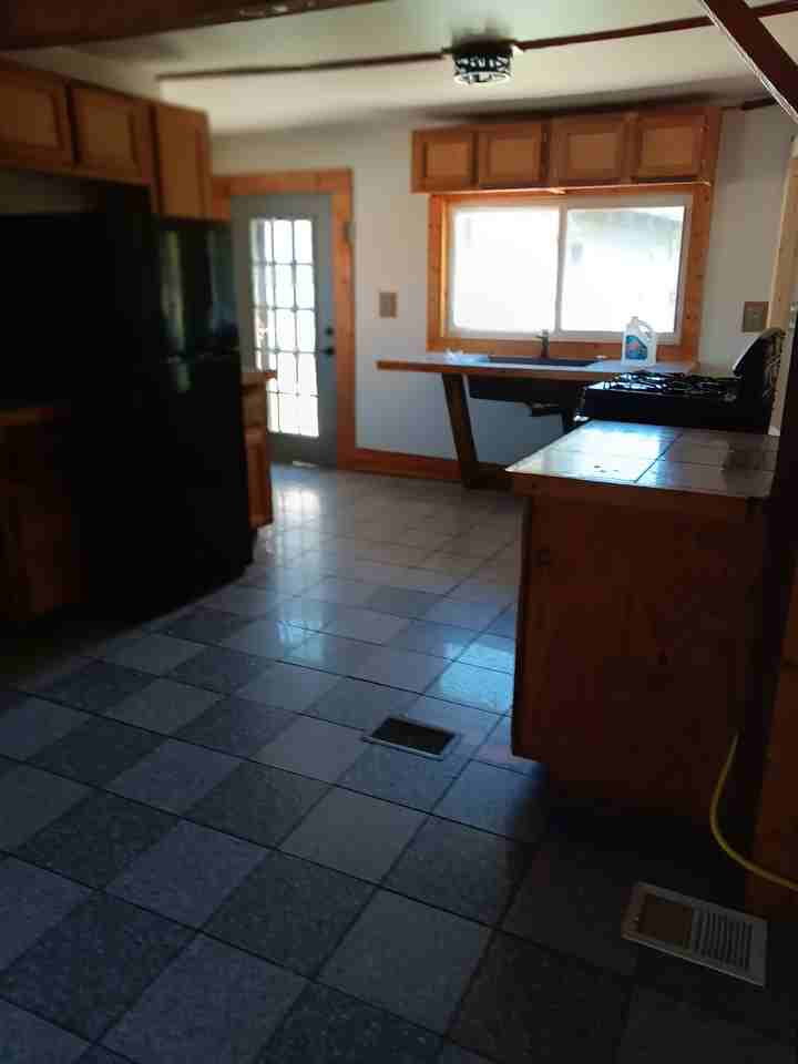 12521 Dixie Hwy #NA - Photo 3 of 4